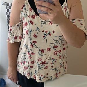 American eagle cold shoulder top